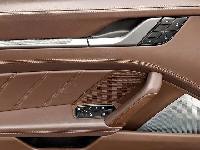 2023 Porsche 992 Carrera - Image 16 of 31