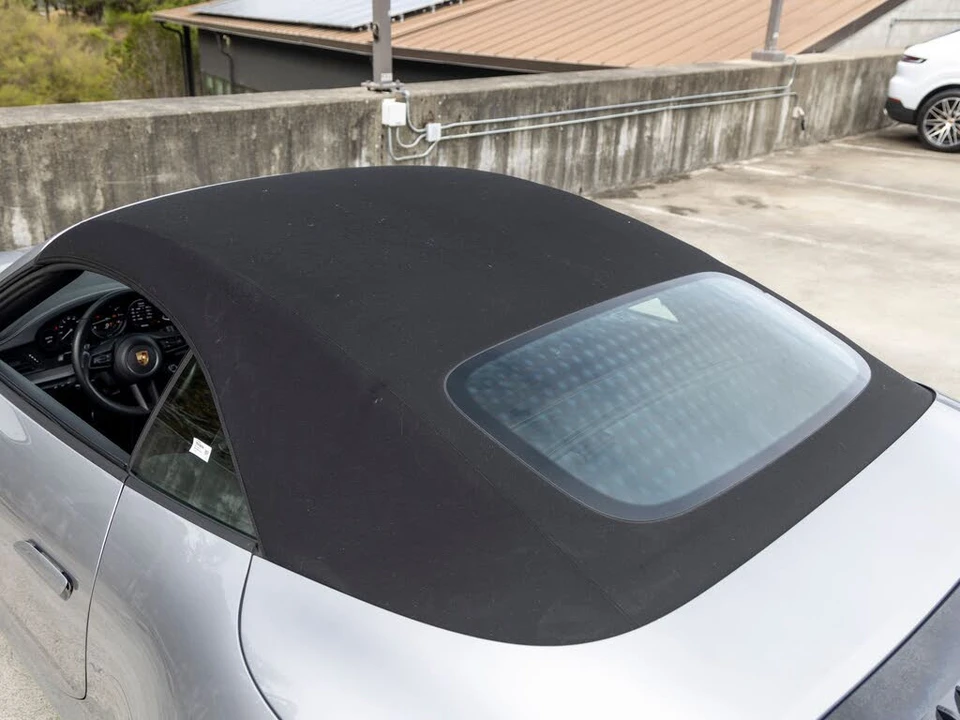 2023 Porsche 992 Carrera - Image 26 of 31