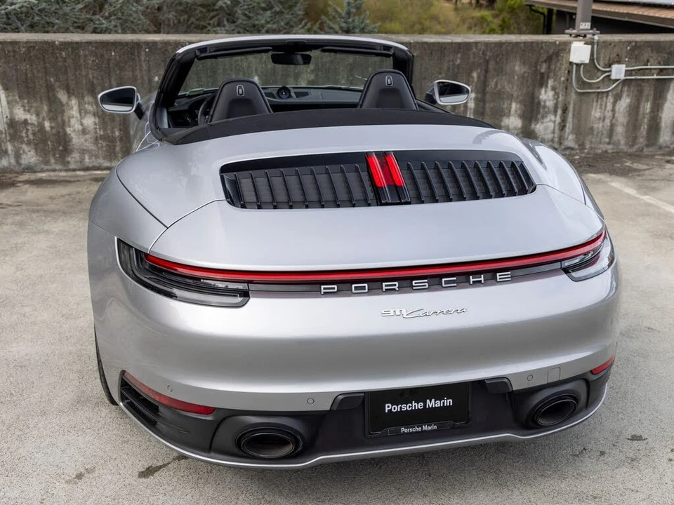 2023 Porsche 992 Carrera - Image 22 of 31