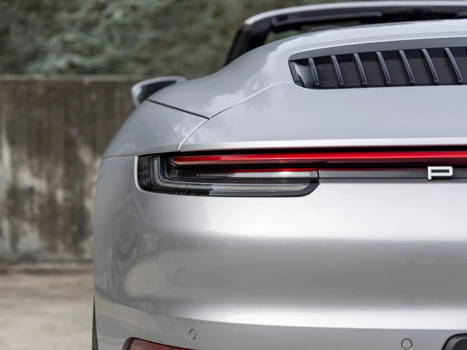 2023 Porsche 992 Carrera - Image 20 of 31