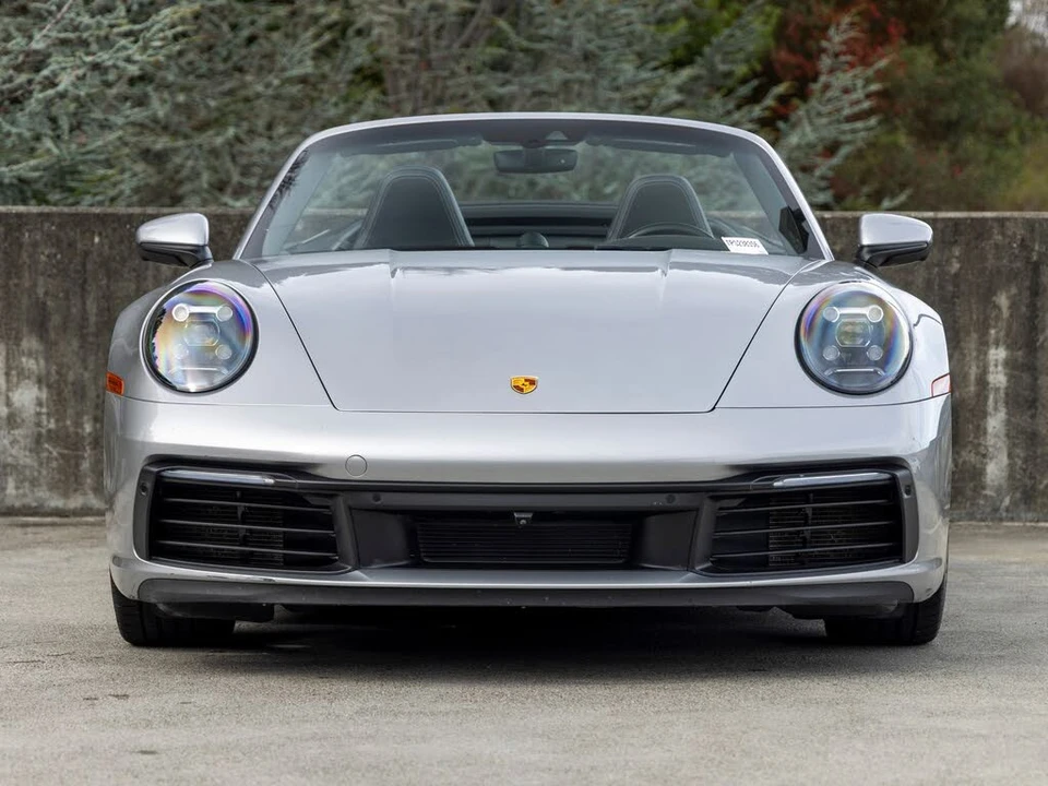 2023 Porsche 992 Carrera - Image 8 of 31