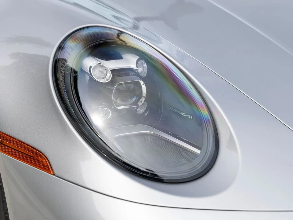 2023 Porsche 992 Carrera - Image 15 of 31