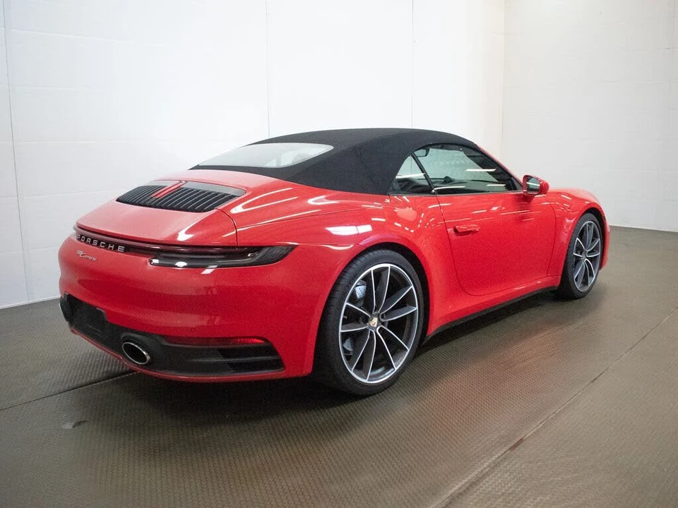 2023 Porsche 992 Carrera - Image 13 of 31