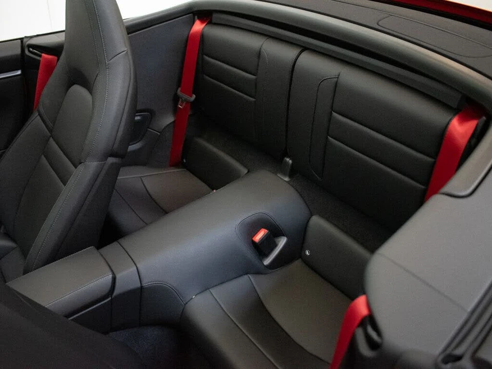 2023 Porsche 992 Carrera - Image 23 of 31