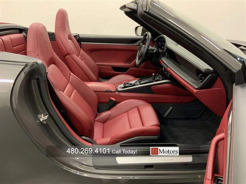 2023 Porsche 992 Carrera - Image 19 of 31