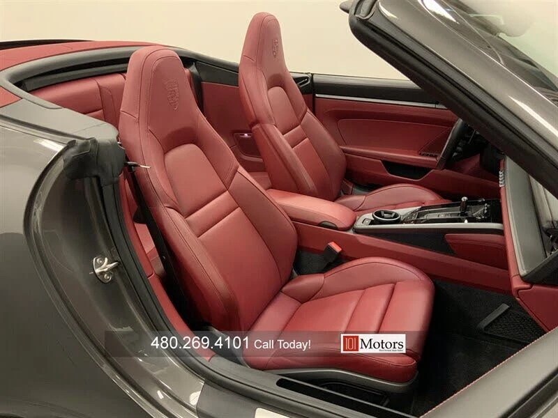 2023 Porsche 992 Carrera - Image 18 of 31