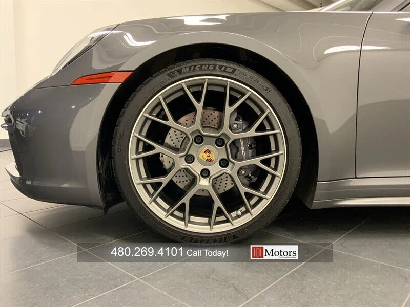 2023 Porsche 992 Carrera - Image 21 of 31