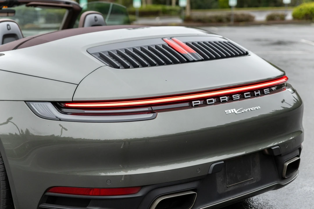 2023 Porsche 992 Carrera - Image 27 of 31