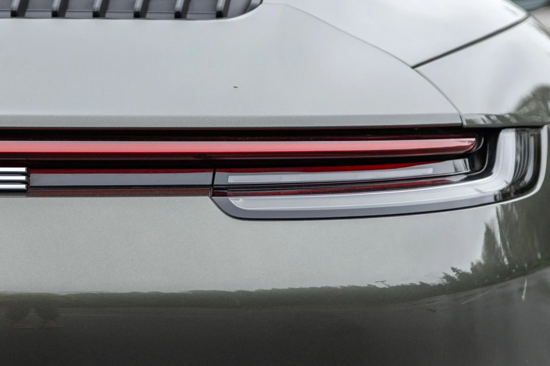 2023 Porsche 992 Carrera - Image 30 of 31