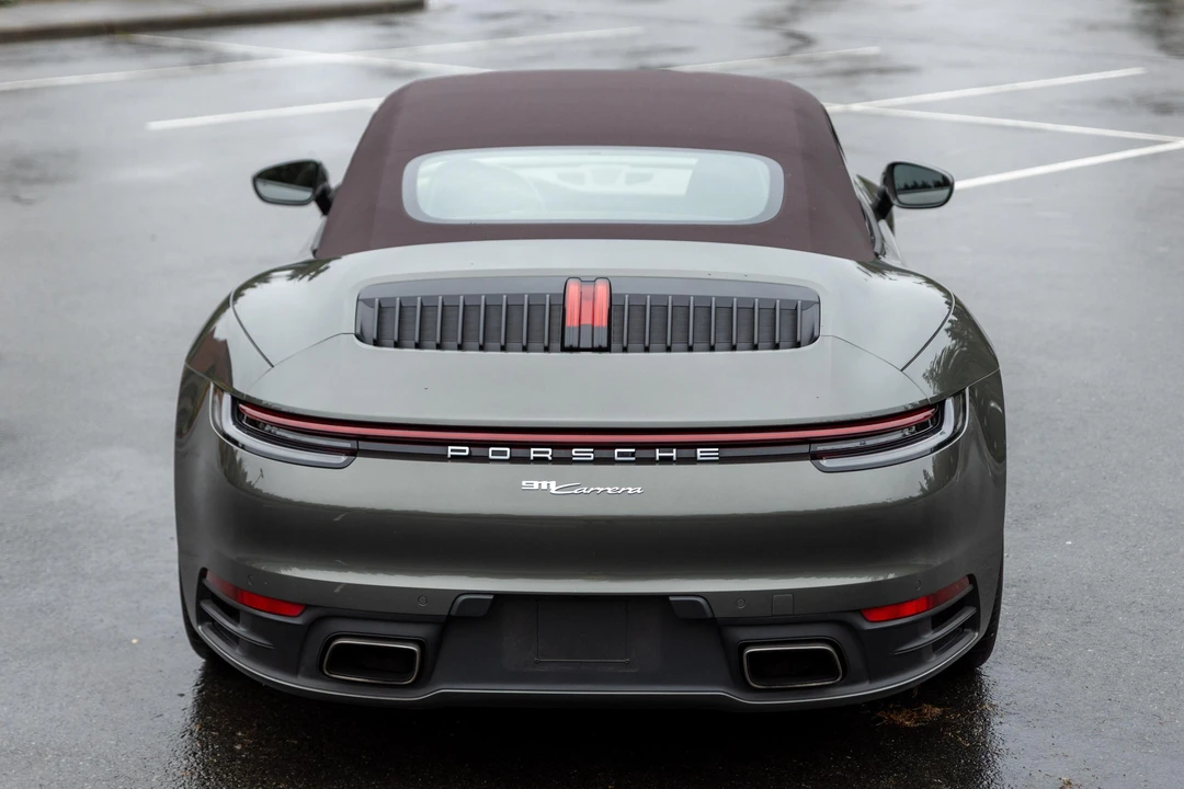 2023 Porsche 992 Carrera - Image 13 of 31