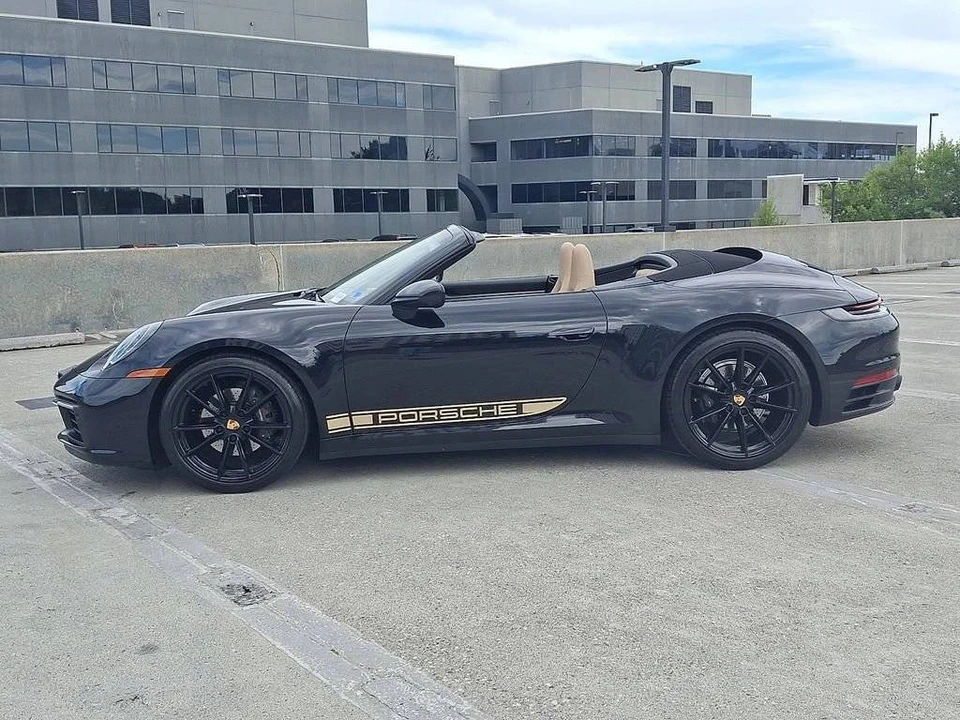 2023 Porsche 992 Carrera - Image 2 of 5