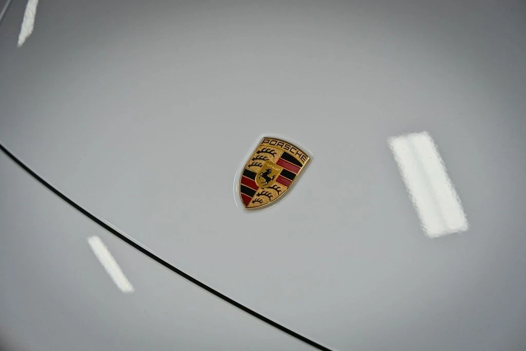 2023 Porsche 992 Carrera - Image 8 of 12