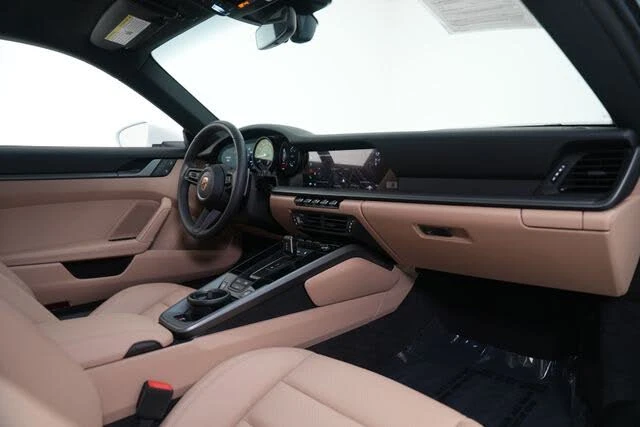 2023 Porsche 992 Carrera - Image 23 of 31