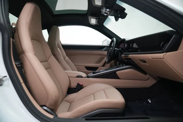 2023 Porsche 992 Carrera - Image 22 of 31
