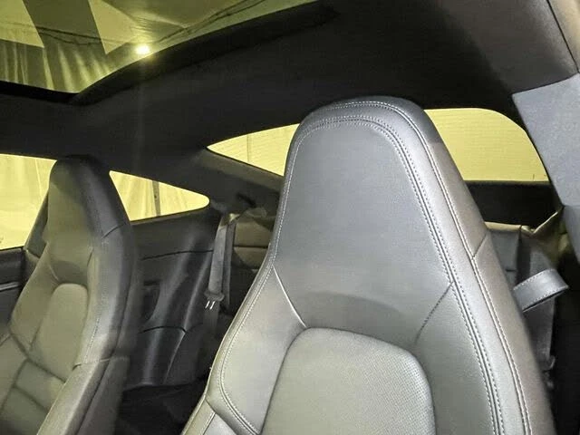 2023 Porsche 992 Carrera - Image 17 of 31