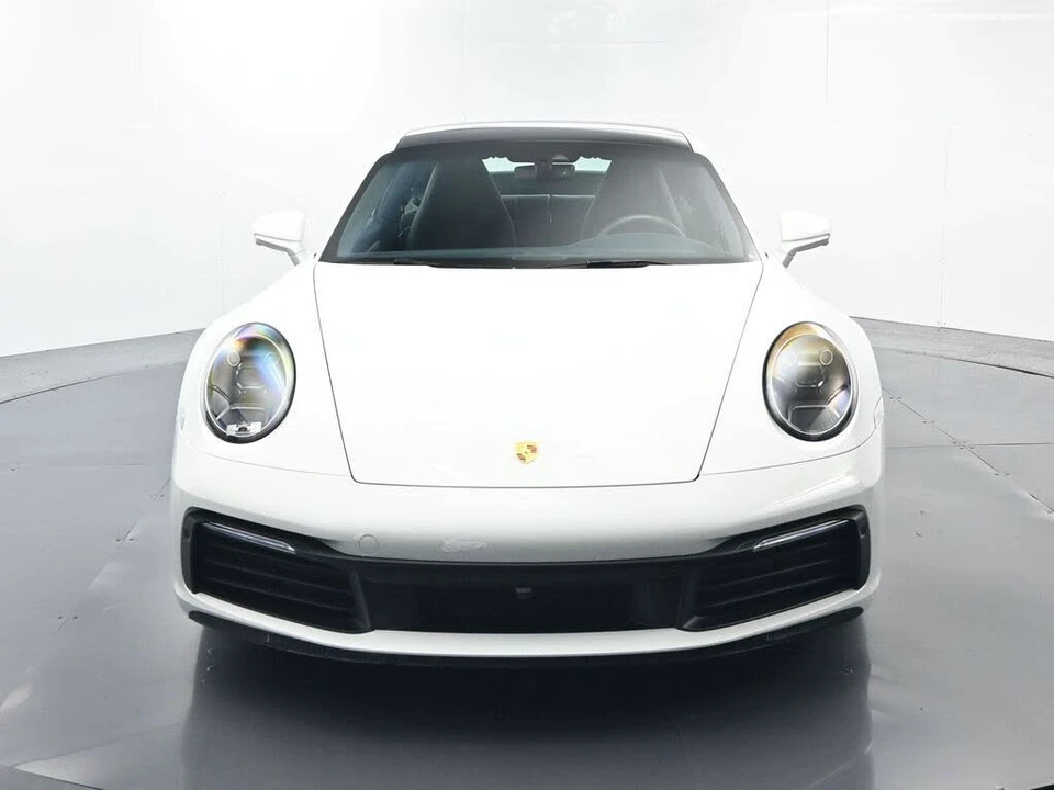 2023 Porsche 992 Carrera - Image 18 of 31