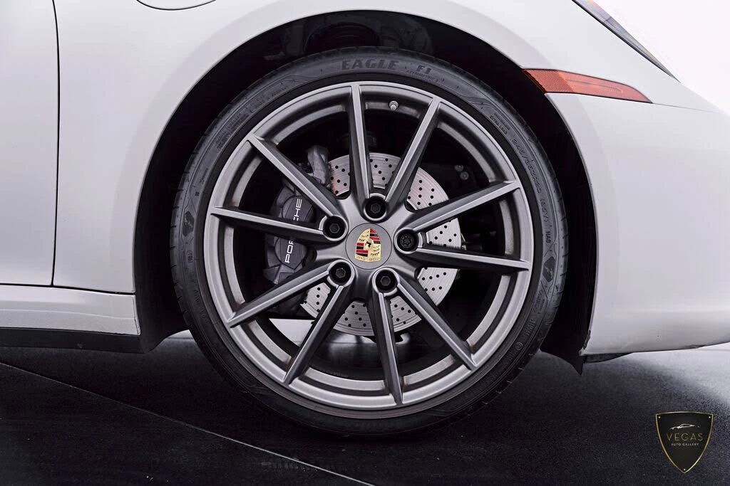 2023 Porsche 992 Carrera - Image 30 of 31