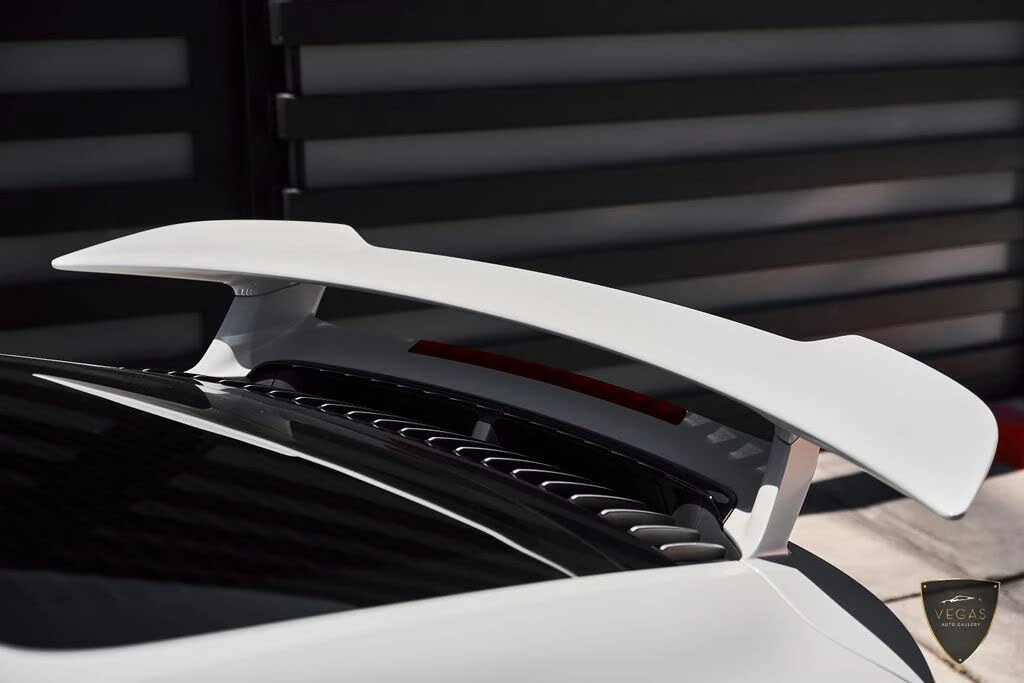 2023 Porsche 992 Carrera - Image 8 of 31