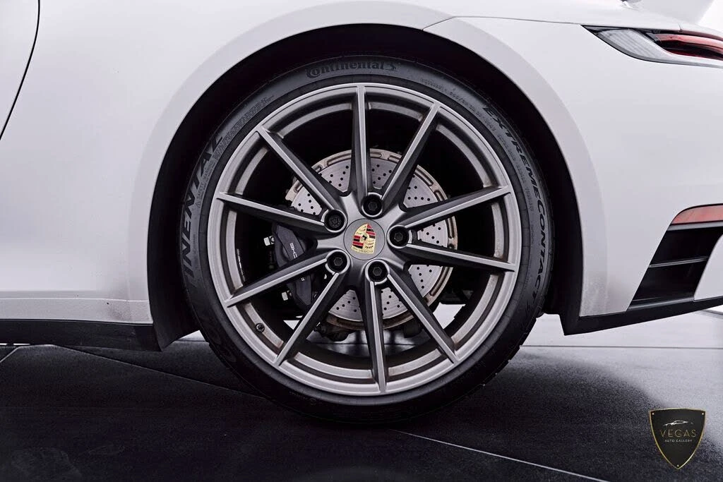 2023 Porsche 992 Carrera - Image 28 of 31