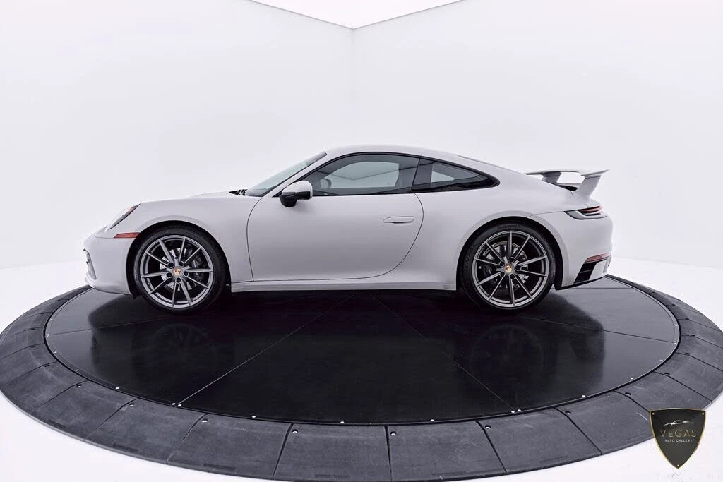2023 Porsche 992 Carrera - Image 11 of 31