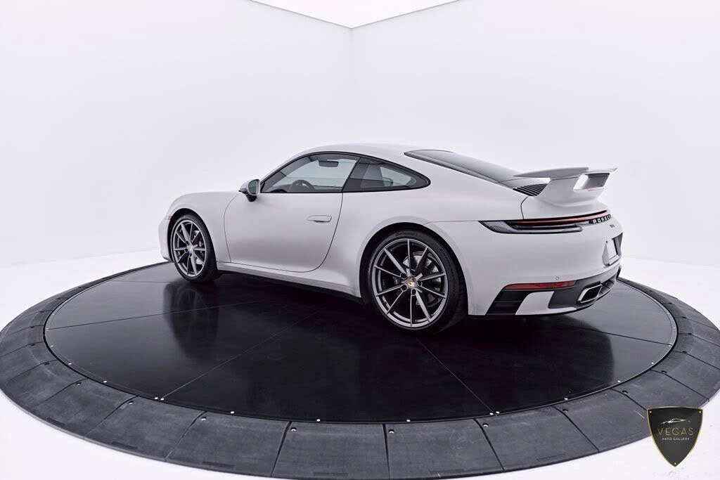 2023 Porsche 992 Carrera - Image 12 of 31
