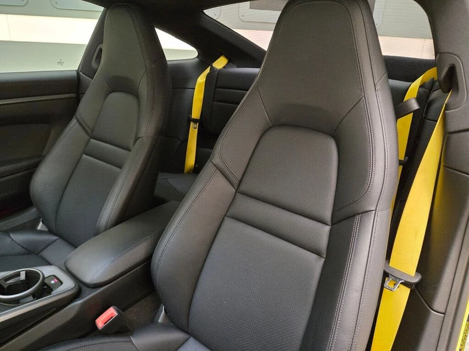 2023 Porsche 992 Carrera - Image 28 of 31
