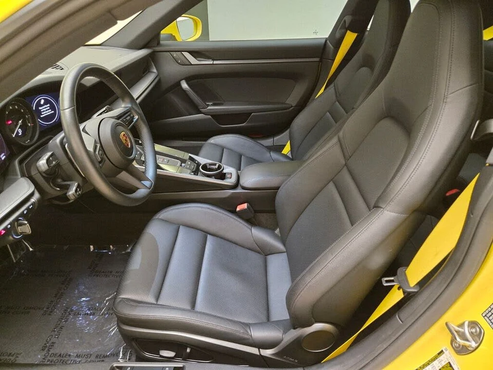 2023 Porsche 992 Carrera - Image 17 of 31