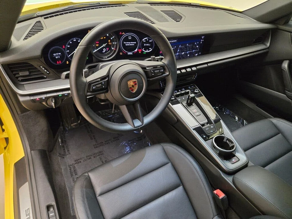 2023 Porsche 992 Carrera - Image 19 of 31