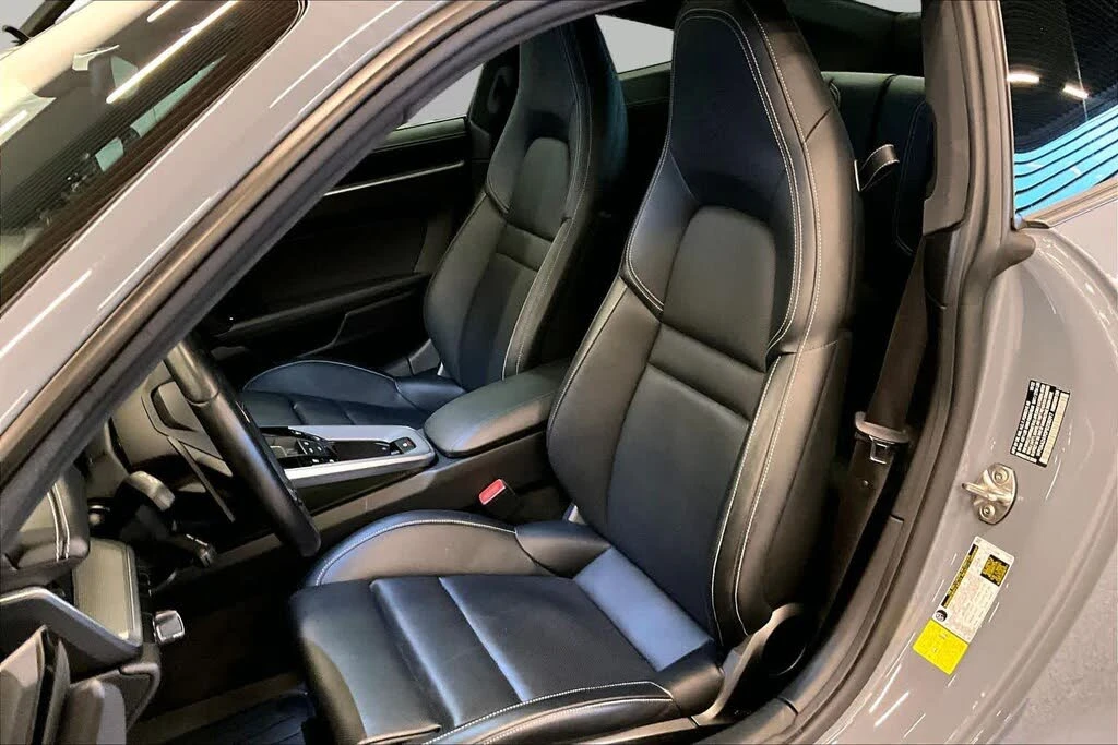 2023 Porsche 992 Carrera - Image 8 of 31