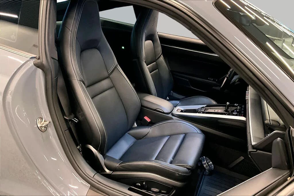 2023 Porsche 992 Carrera - Image 9 of 31