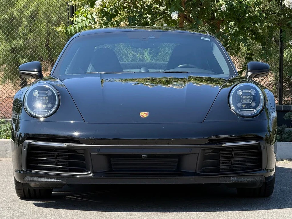 2023 Porsche 992 Carrera - Image 10 of 31