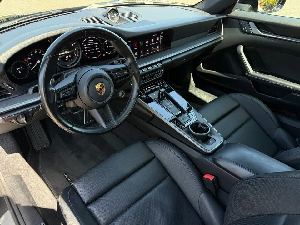 2023 Porsche 992 Carrera - Image 4 of 31