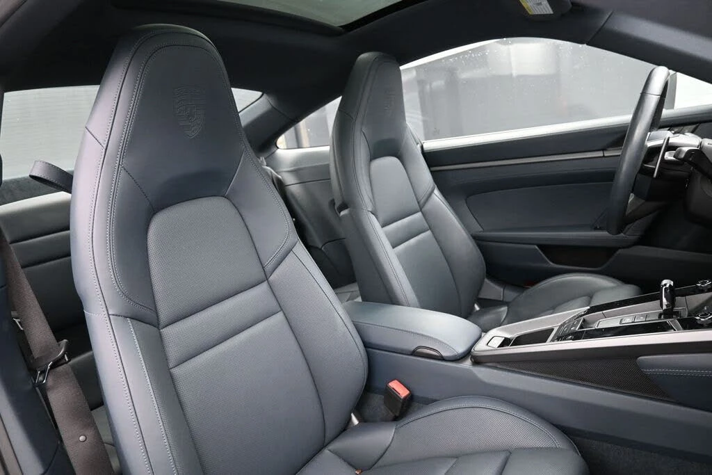 2023 Porsche 992 Carrera - Image 26 of 31
