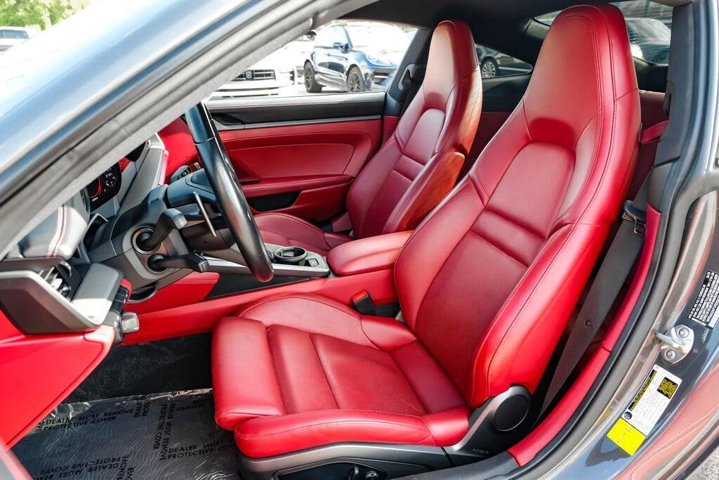 2023 Porsche 992 Carrera - Image 26 of 31