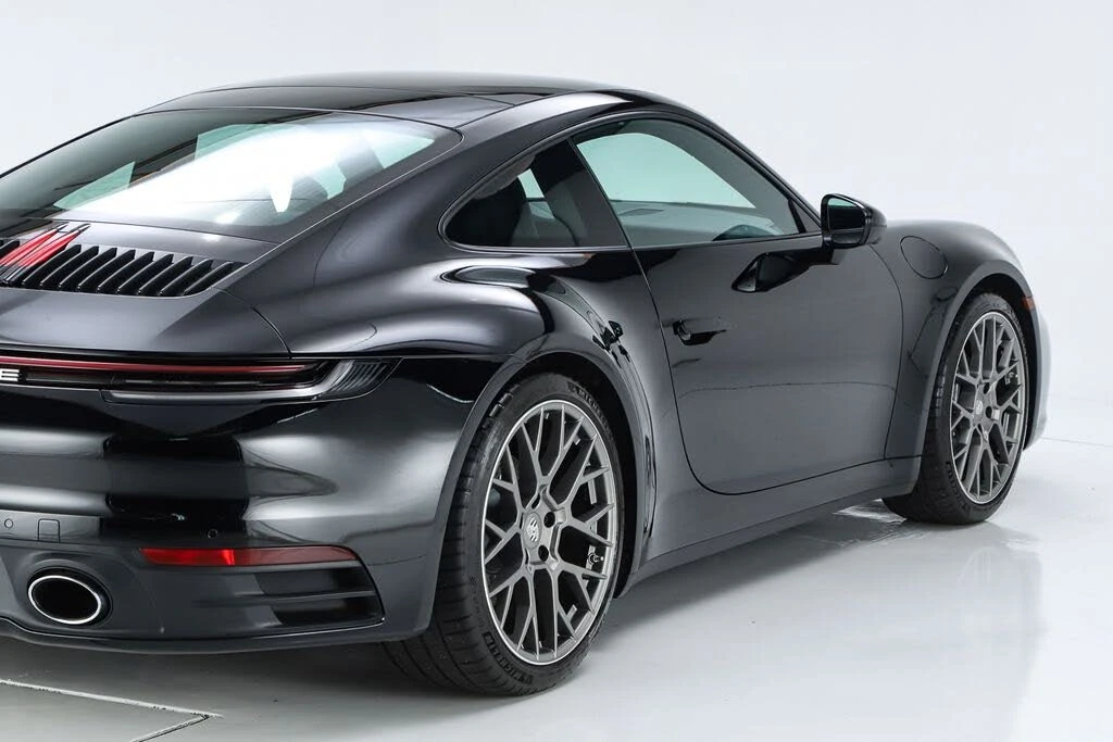 2023 Porsche 992 Carrera - Image 20 of 31