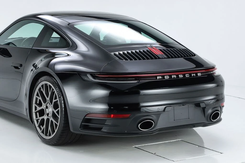 2023 Porsche 992 Carrera - Image 13 of 31