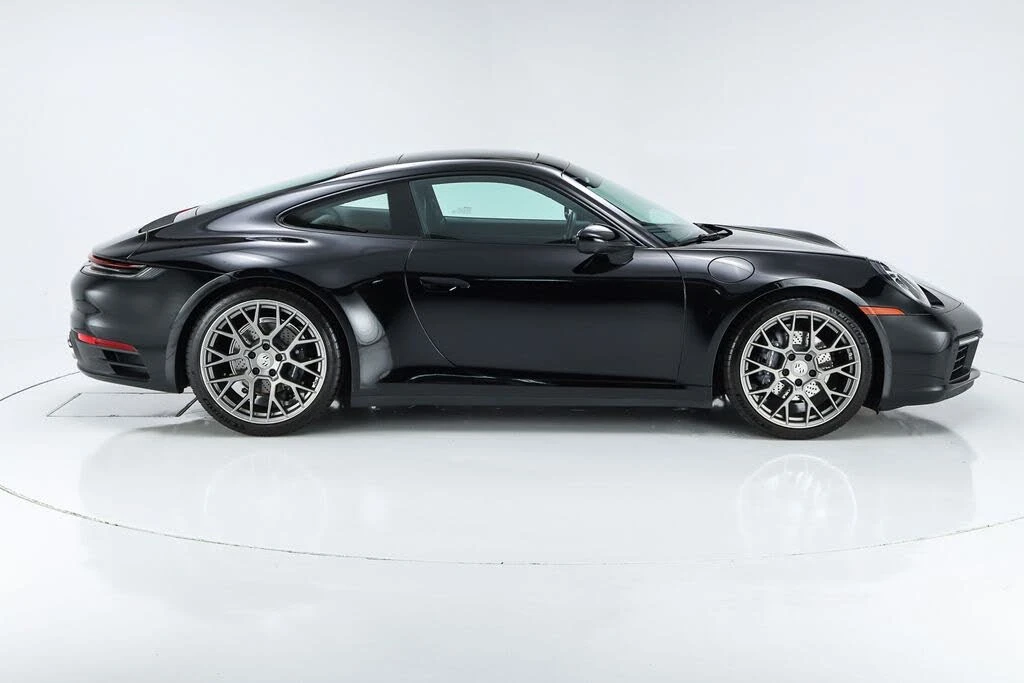 2023 Porsche 992 Carrera - Image 24 of 31