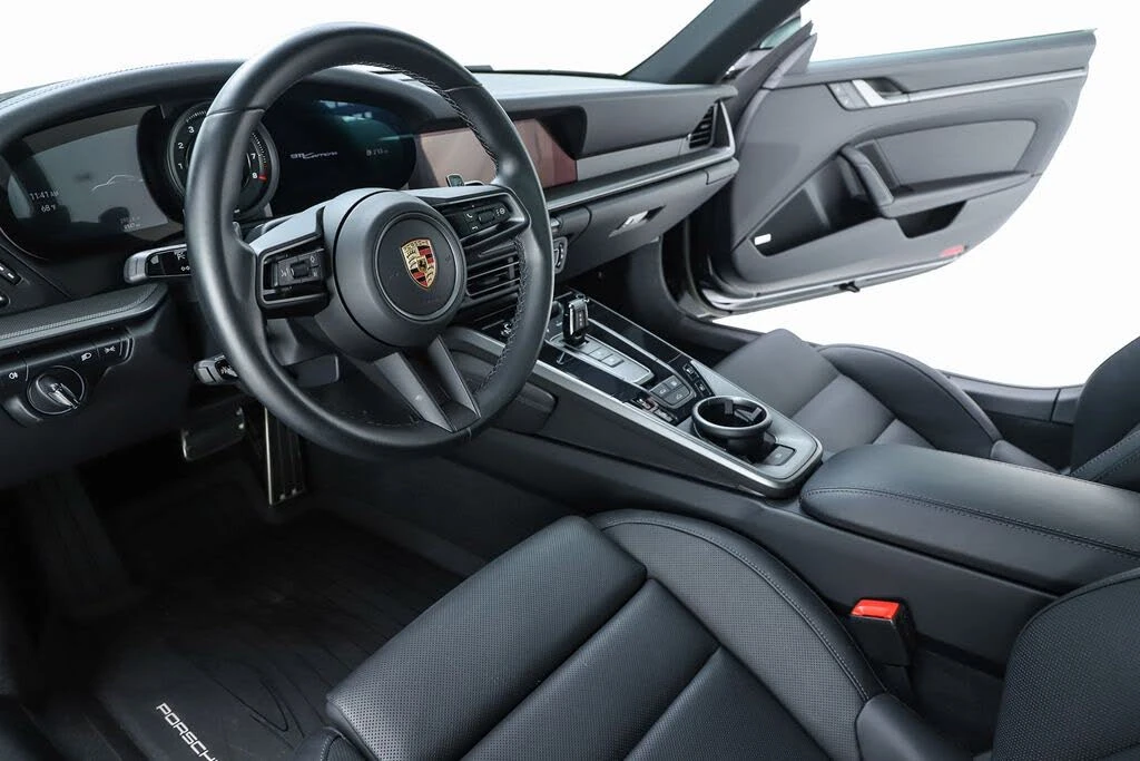 2023 Porsche 992 Carrera - Image 4 of 31