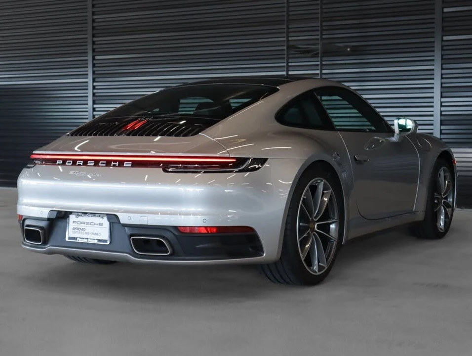 2023 Porsche 992 Carrera - Image 10 of 31