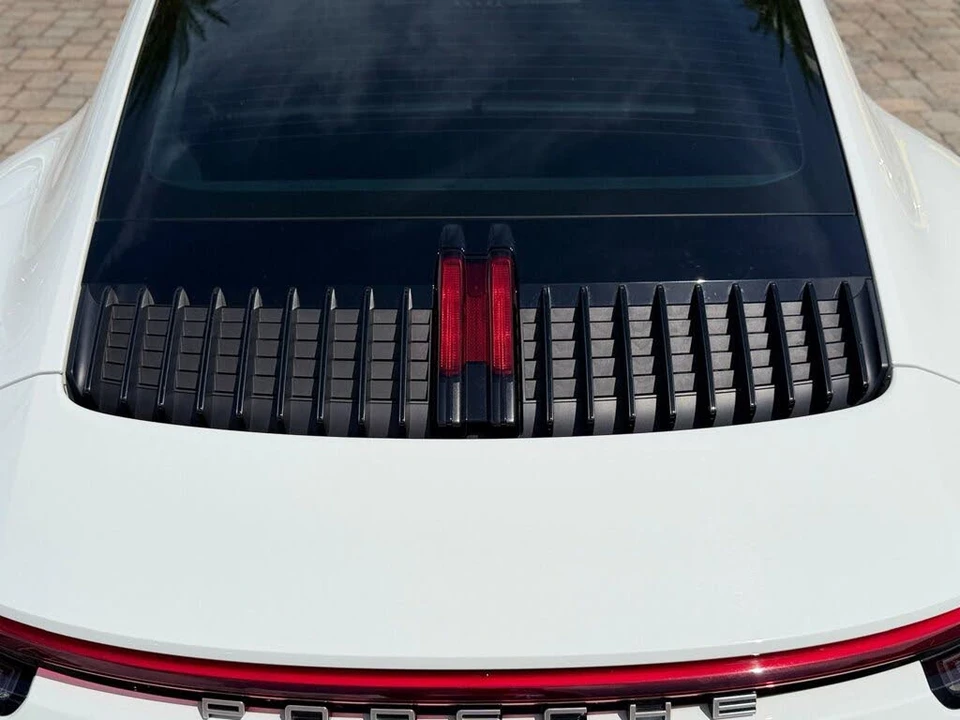 2023 Porsche 992 Carrera - Image 16 of 31