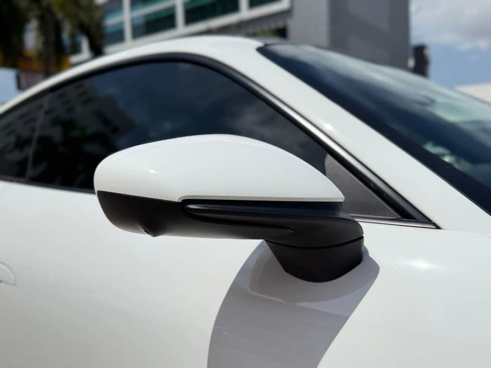 2023 Porsche 992 Carrera - Image 10 of 31