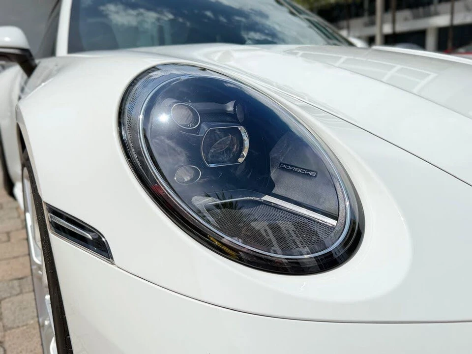 2023 Porsche 992 Carrera - Image 5 of 31