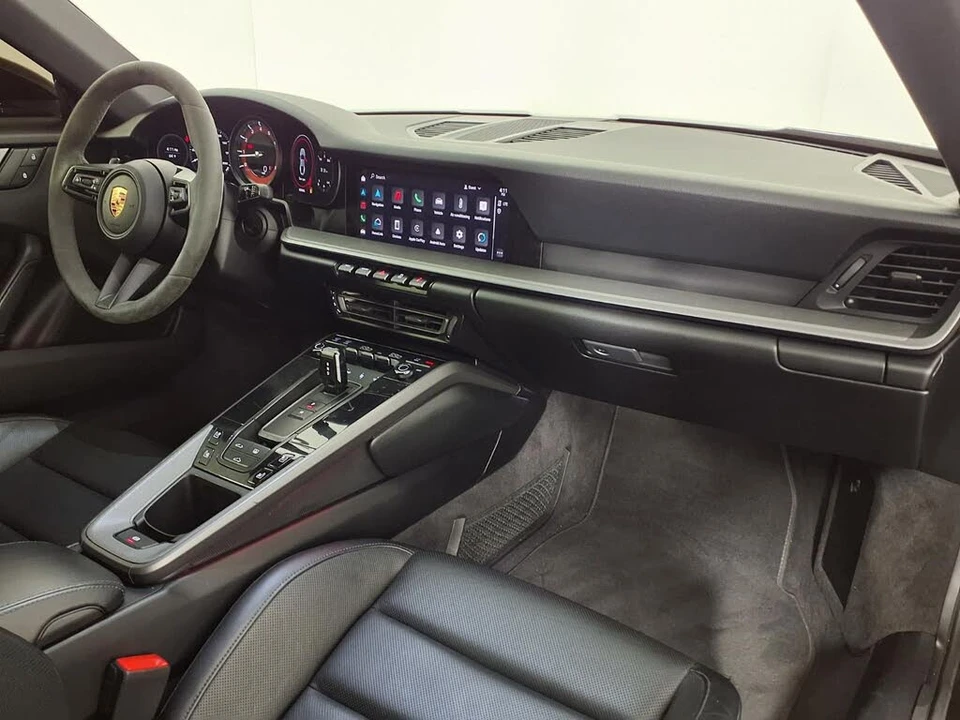 2023 Porsche 992 Carrera - Image 7 of 31