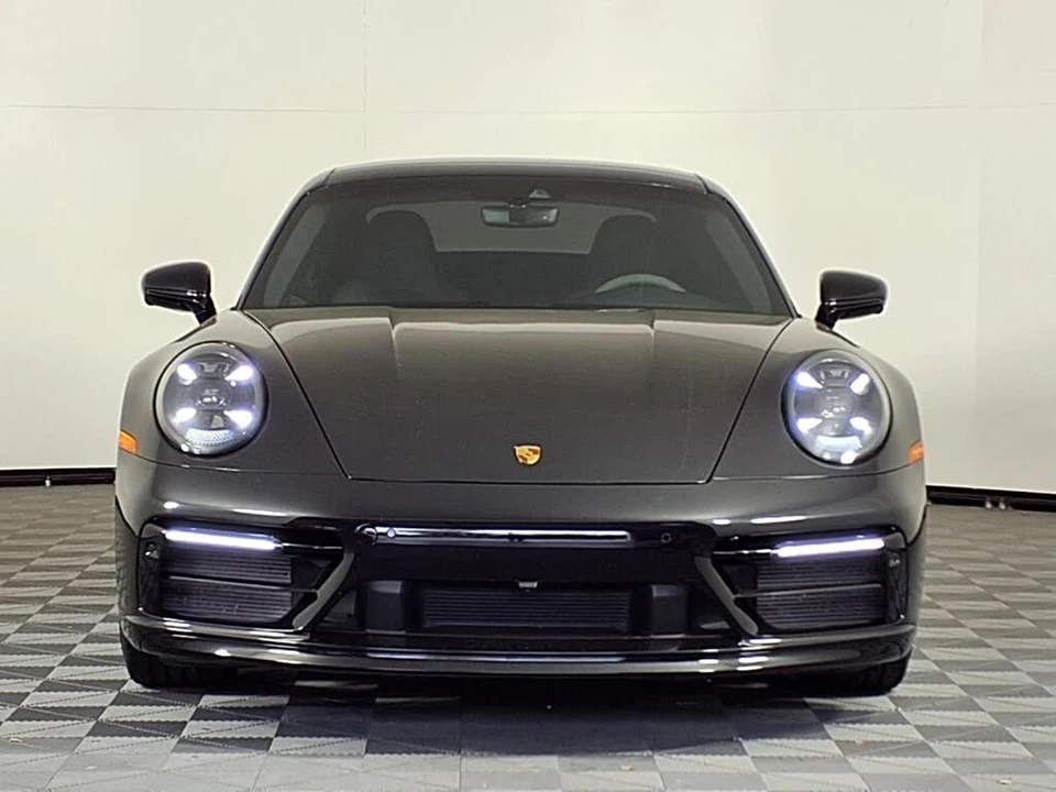 2023 Porsche 992 Carrera - Image 2 of 31