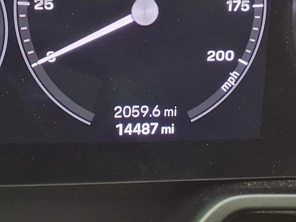 2023 Porsche 992 Carrera - Image 29 of 31