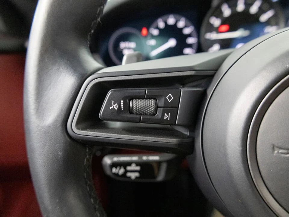 2023 Porsche 992 Carrera - Image 22 of 31