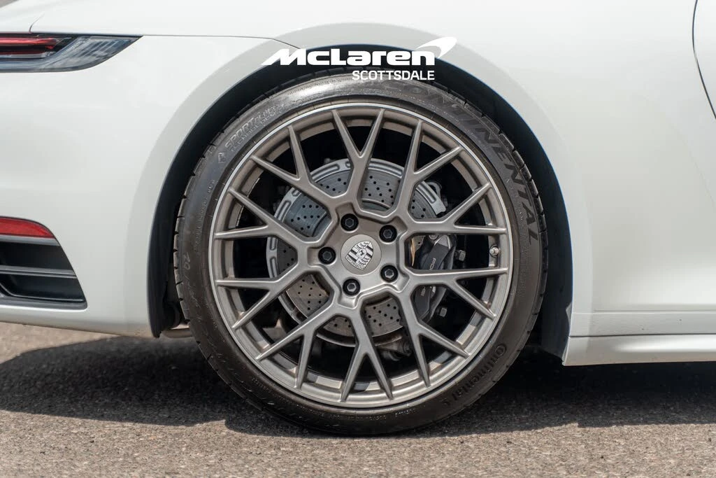 2023 Porsche 992 Carrera - Image 30 of 31