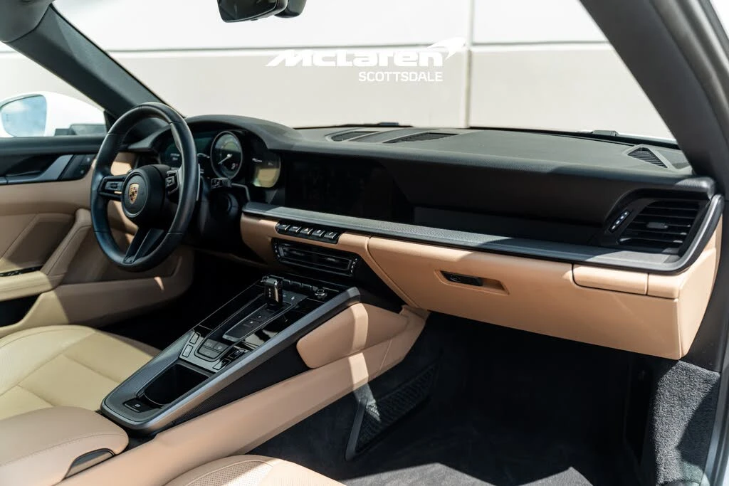 2023 Porsche 992 Carrera - Image 18 of 31