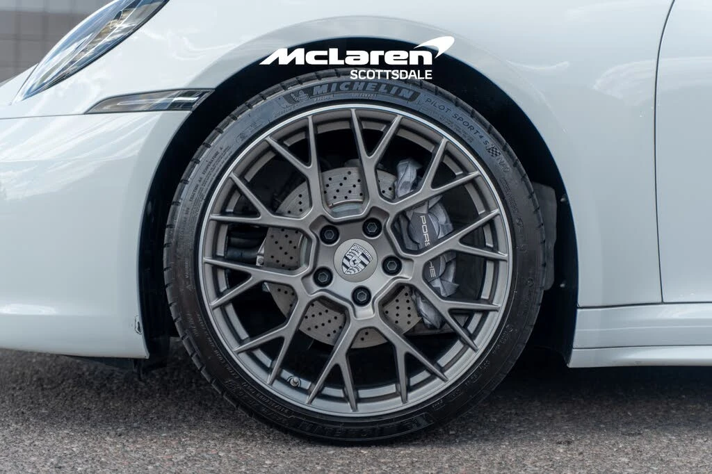 2023 Porsche 992 Carrera - Image 28 of 31