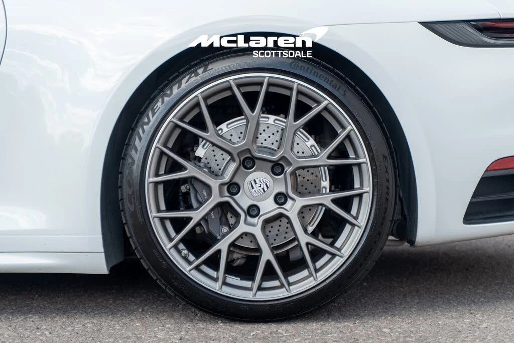 2023 Porsche 992 Carrera - Image 29 of 31